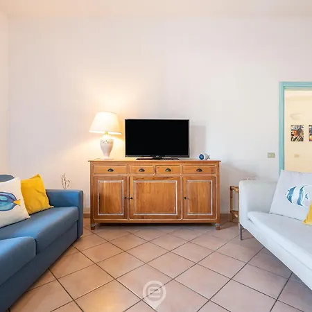 Apartment Beachside Poetto Getaway Cagliari